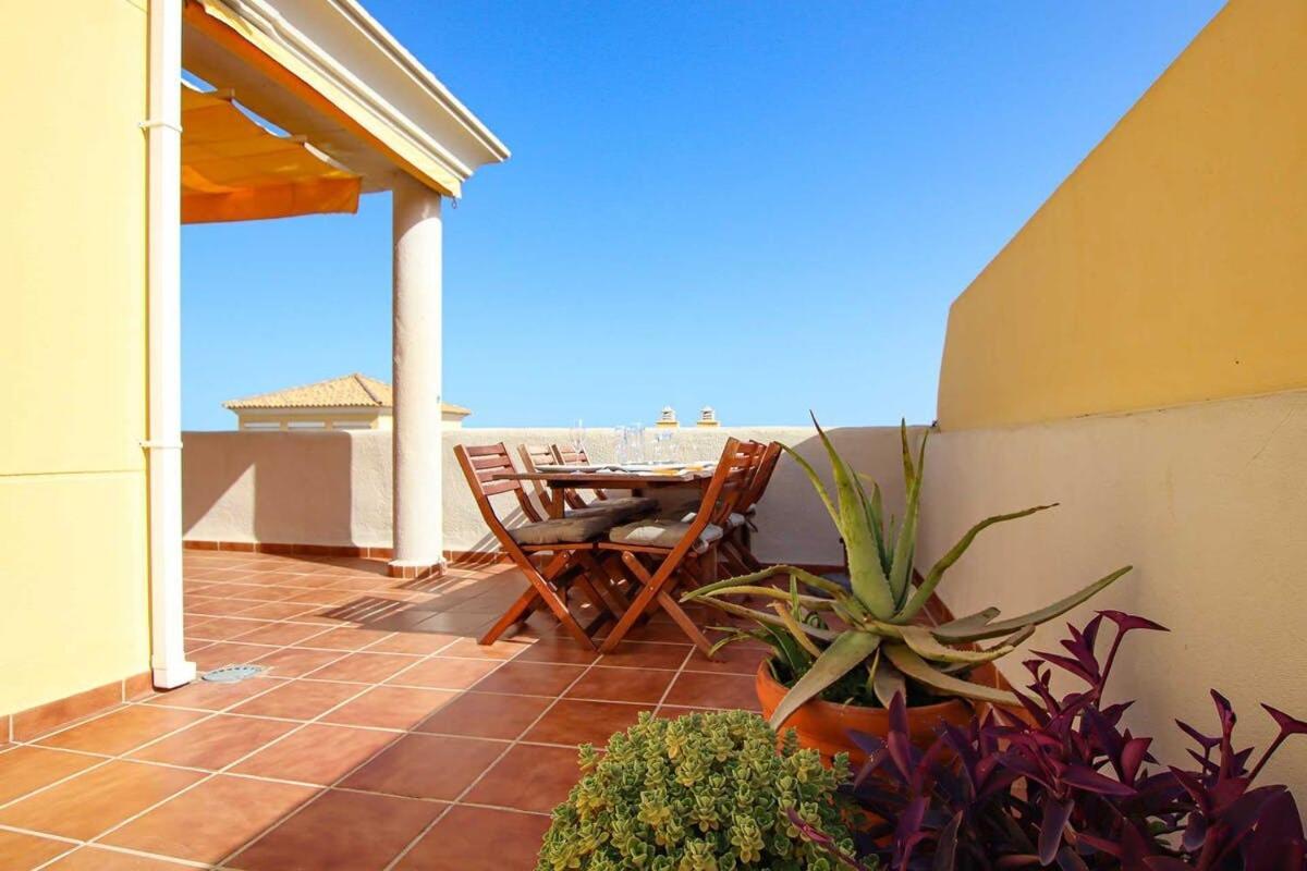 Precioso Atico En Cabopino - Marbella Apartment Exterior photo