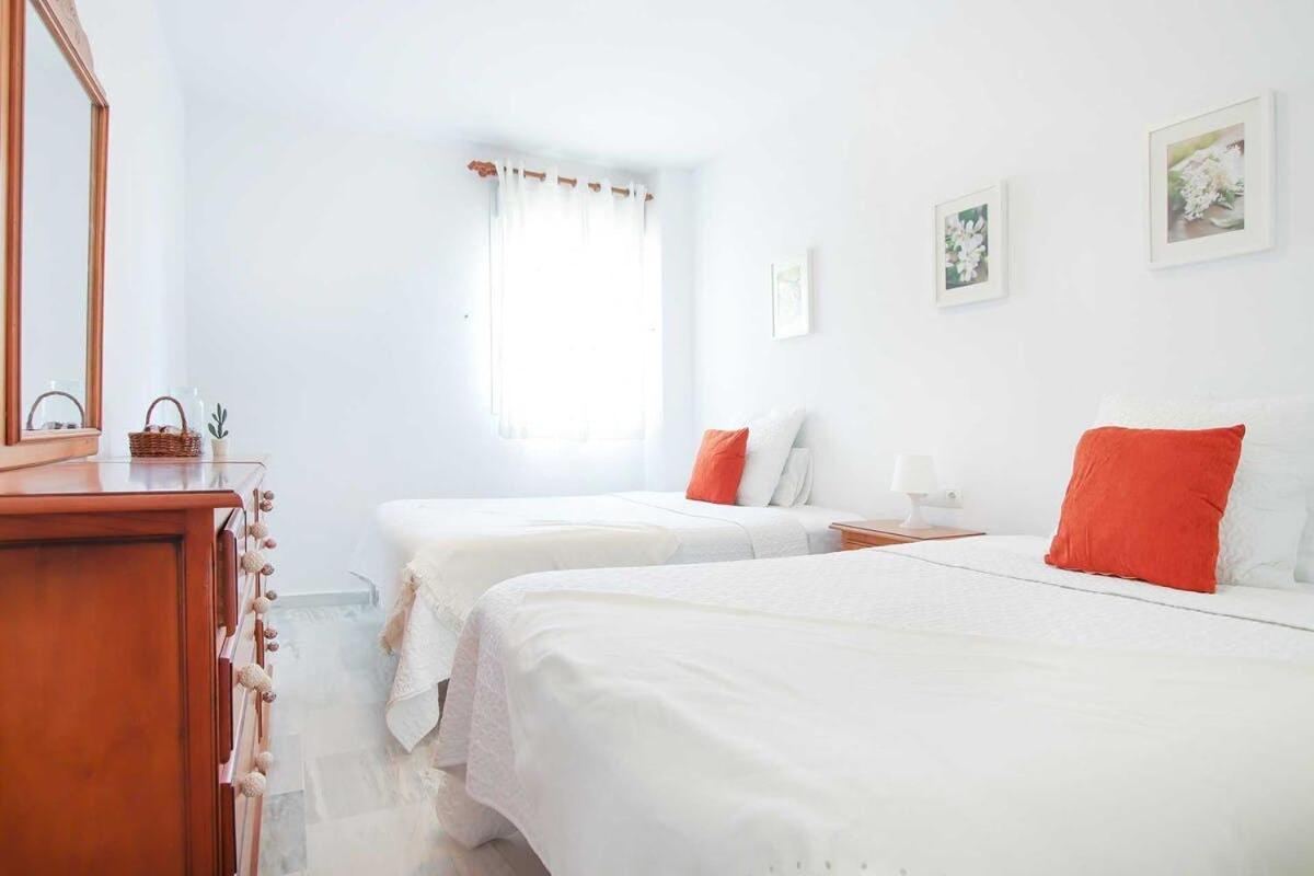 Precioso Atico En Cabopino - Marbella Apartment Exterior photo