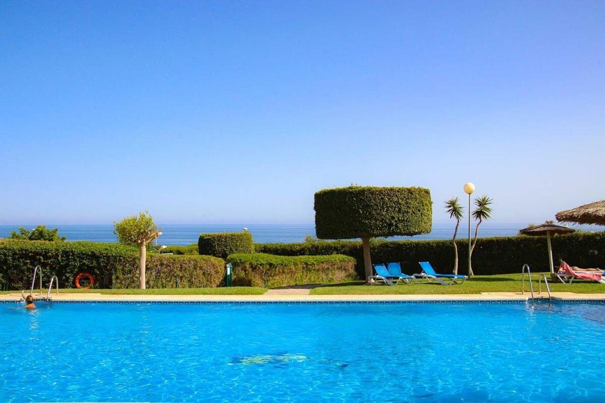 Precioso Atico En Cabopino - Marbella Apartment Exterior photo